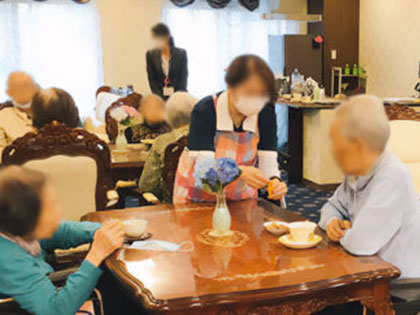 宝塚市の介護付き有料老人ホーム エクセレント花屋敷ガーデンヒルズの退屈しない日々の暮らし「茶道」